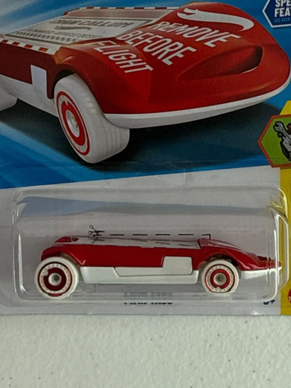 Hot Wheels Twin Tags Experimotors New for 2026 Diecast Car